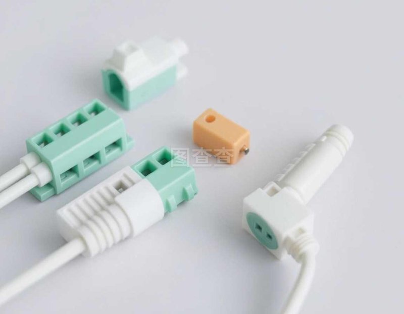 IC芯片产业:技术变革与市场需求交织的舞步